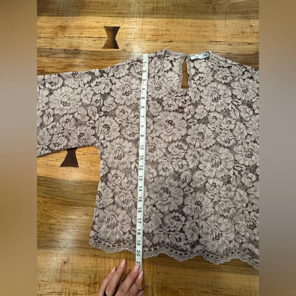 EUC Zara Brown Bishop lace Sleeve Blouse